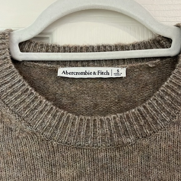 A&F Knit Tee - Picture 2 of 4